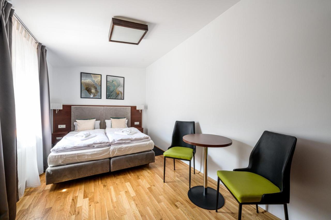 On/Set Aparthotel クラクフ エクステリア 写真