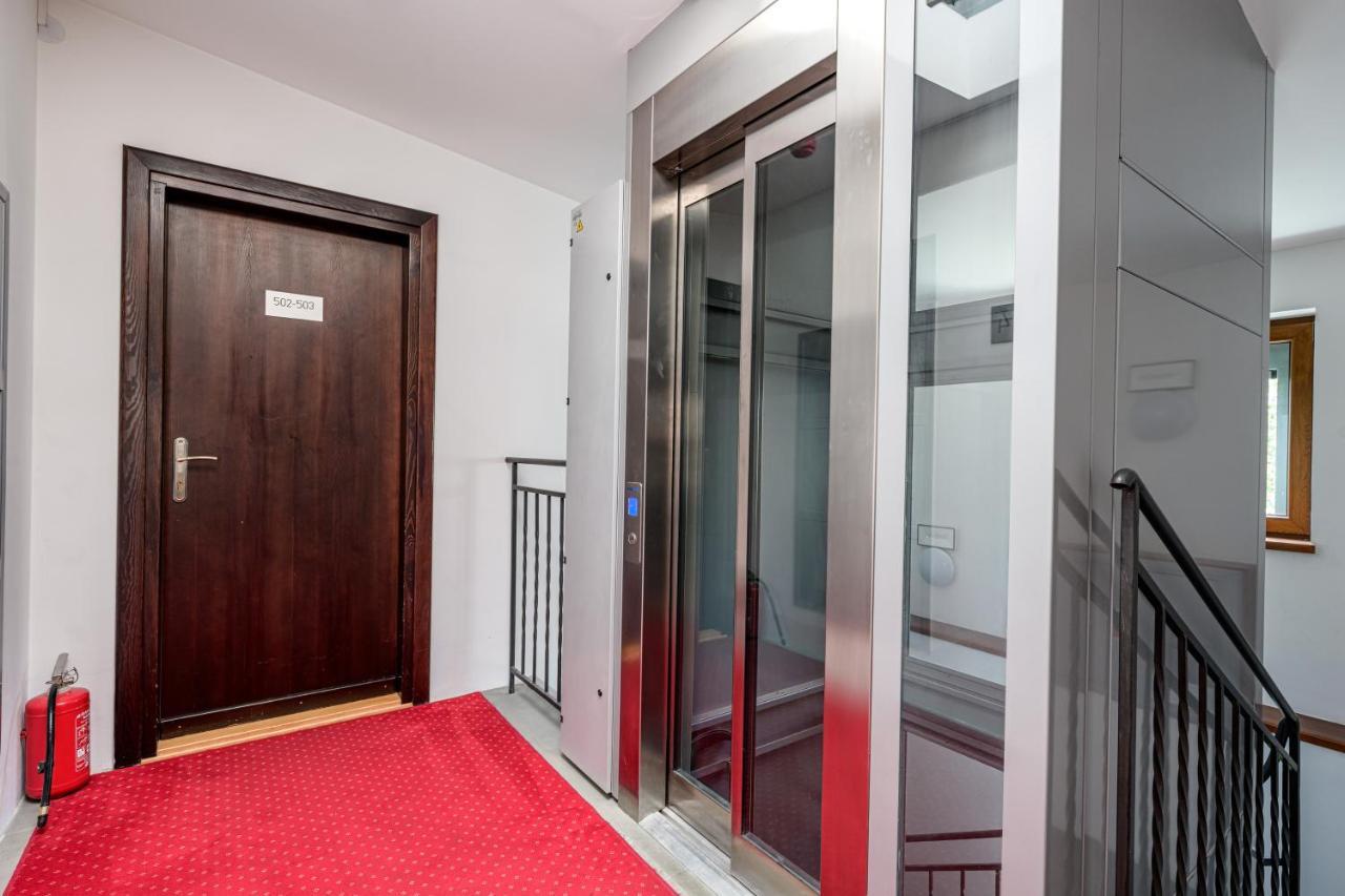 On/Set Aparthotel クラクフ エクステリア 写真