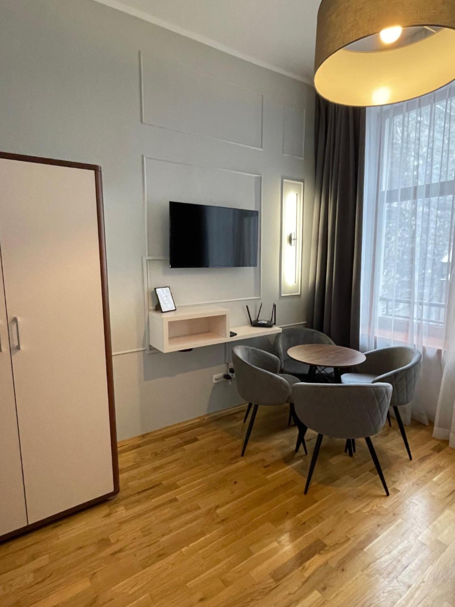 On/Set Aparthotel クラクフ エクステリア 写真